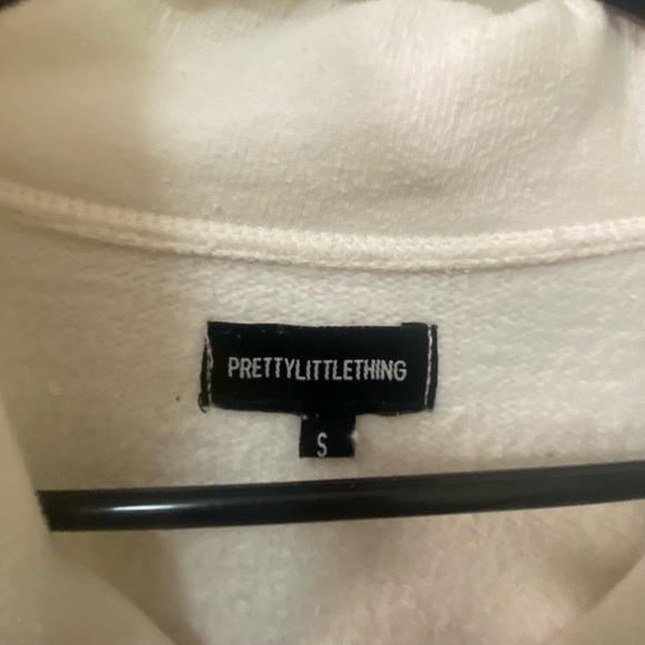 Pretty Little Thing (PLT) White Cropped Jacket - Picture 2 of 3